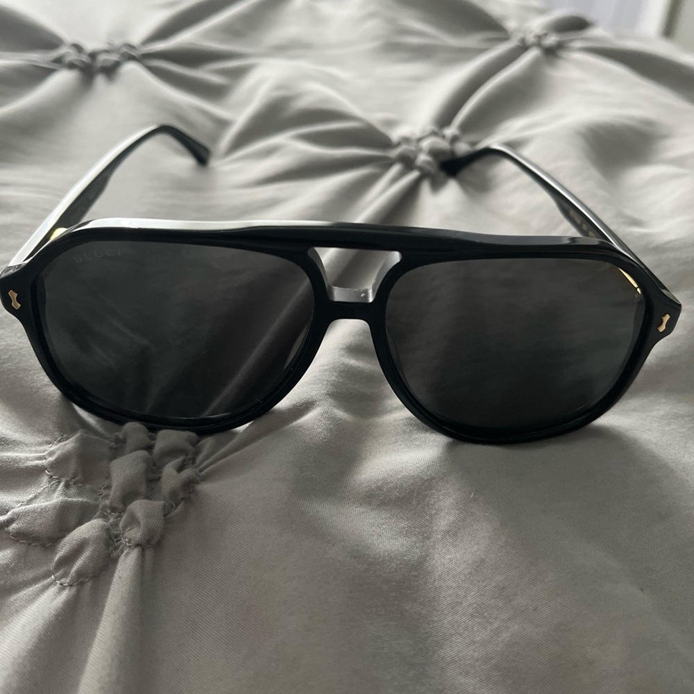 Men’s Gucci Sunglasses model GG1042S
